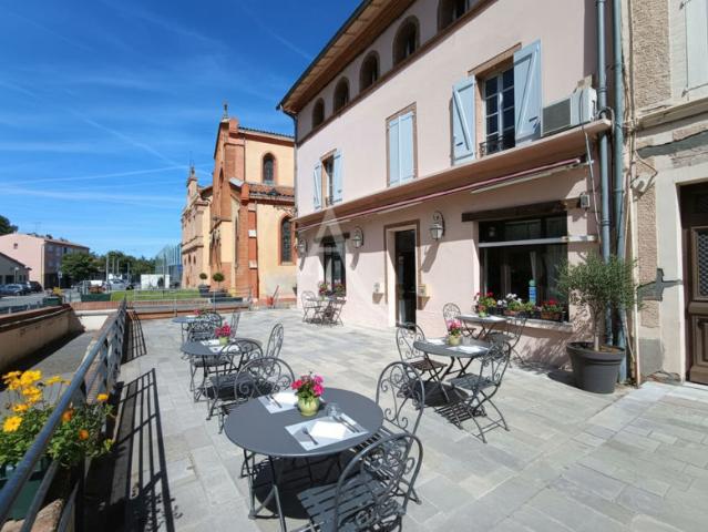 Immeuble OPPORTUNITÉ RARE ? IMMEUBLE DE 223 m² ? EMPLACEMENT N°1 ? RESTAURANT AVEC TERRASSE ET FORT POTENTIEL