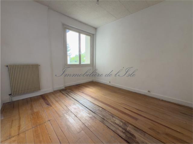 Immeuble Ou Maison De Ville Avec Jardin 151m² Périgueux