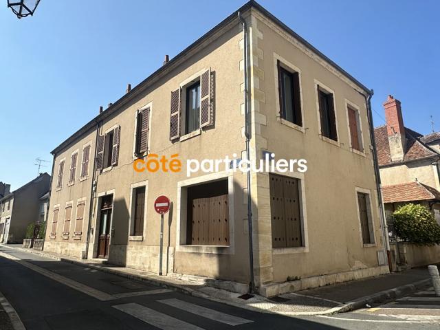 Immeuble plein centre ville St Amand 250m² Saint Amand Montrond