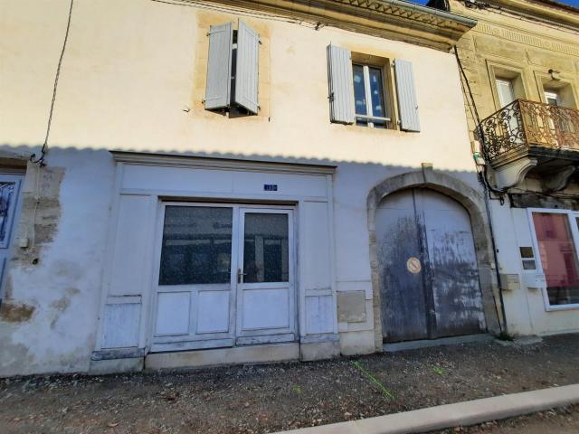 Immeuble rapport locatif centre Bastide 223m² Sauveterre de Guyenne