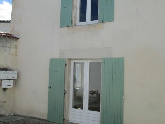 Immeuble Surgères 17