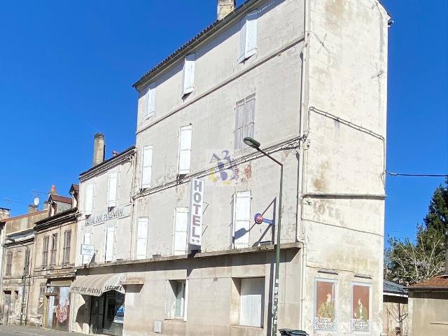 Immeubles centre ville Angouleme 583m² Angoulême
