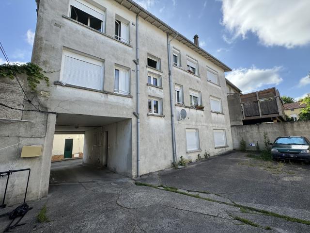 IMMEUBLE DE RAPPORT à VILLENEUVE SUR LOT en centre ville