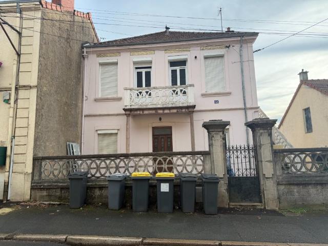IMMMEUBLE 132 M2 LE CREUSOT