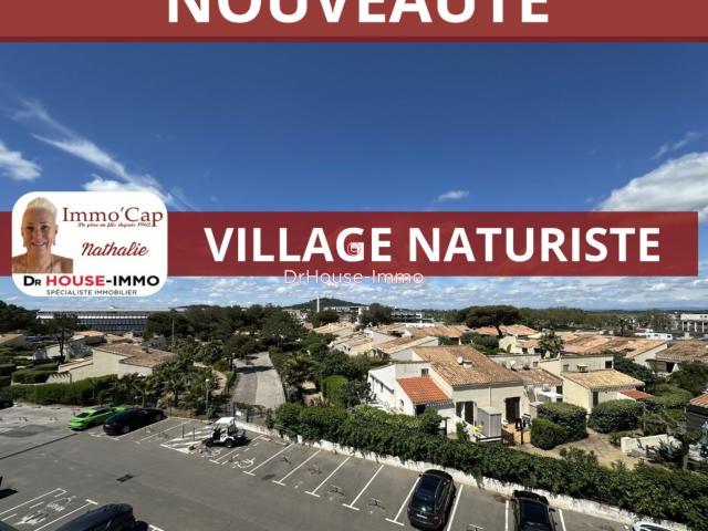 IMMO CAP NATURABEACH AU VILLAGE NATURISTE GRAND APPARTEMENT 35 m2 AU SOL VENDU AVEC SA PLACE DE PARKING ET CHAMBRE SEPAREE