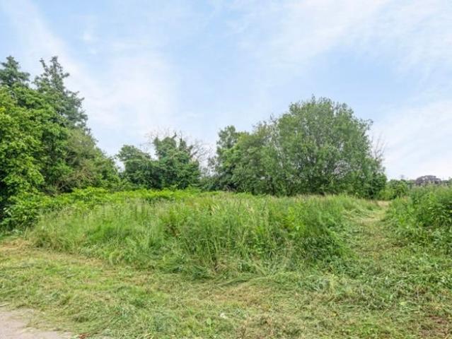 immo DAVID vous présente: terrain pour 4 façades sur 946m²