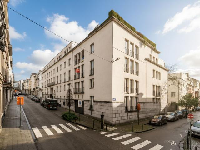 Immo ID | Appartement met 2 slaapkamers en te. | 1712472