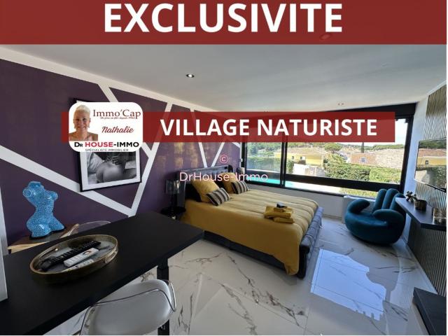 IMMO'CAP NATHALIE VEND AU VILLAGE NATURISTE RESIDENCE PORT VENUS STUDIO DE 23.56M2 HABITABLES INTEGRALEMENT RENOVE AVEC PLACE DE PARKING