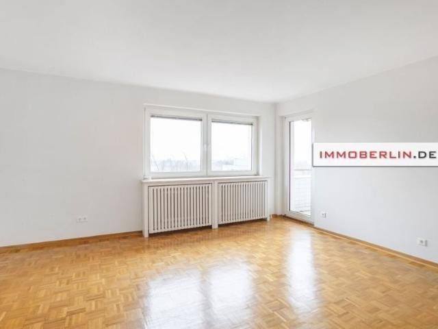 IMMOBERLIN.DE Angenehme sonnenhelle Wohnung mit Westloggia & Pkw Stellplatz in behaglicher Lage