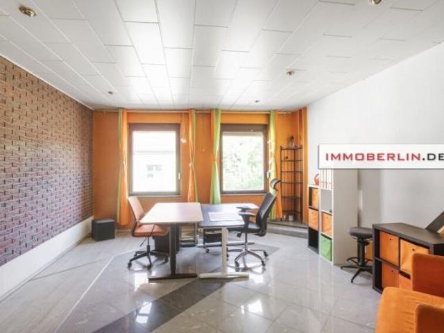 IMMOBERLIN.DE Charaktervolles Ein /Zweifamilienhaus mit Südwestterrasse, Innenhof & Garage
