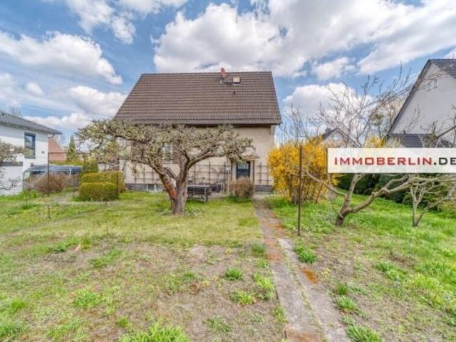 IMMOBERLIN.DE Charaktervolles Haus mit Potenzial & Südwestgarten in familiärer Lage