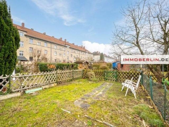 IMMOBERLIN.DE Gepflegte Altbauwohnung in ruhiger Lage mit Garten beim Spektepark