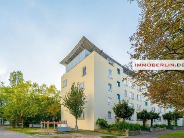 IMMOBERLIN.DE Top Investment! 3 Vermietete Dachgeschoss Wohnungen inklusive Garagen