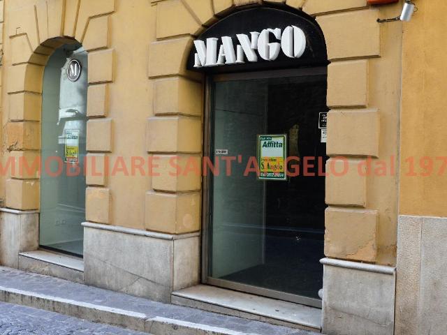 Immobile Commerciale bilocale 200mq