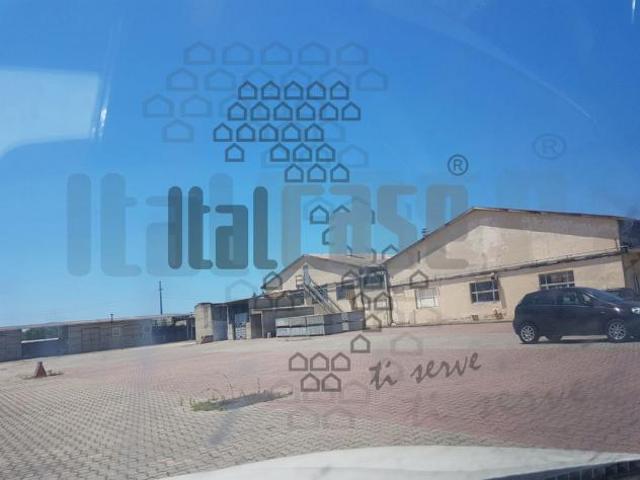 IMMOBILE COMMERCIALE di 1 vani e di 4000 mq MILAZZO rif. LS16505