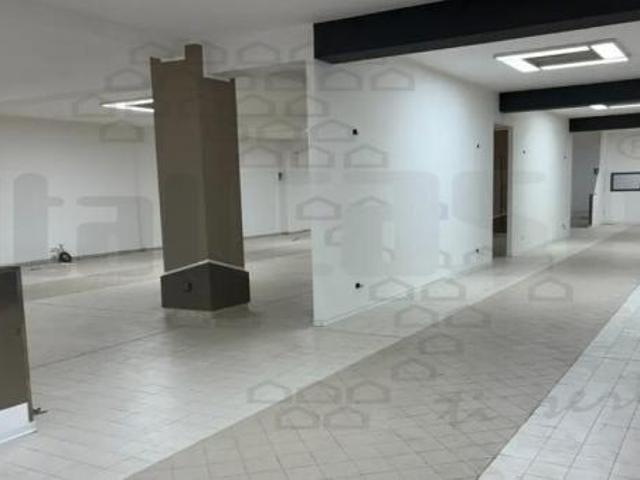 IMMOBILE COMMERCIALE di 1 vani e di 750 mq MESSINA rif. 4VS17849