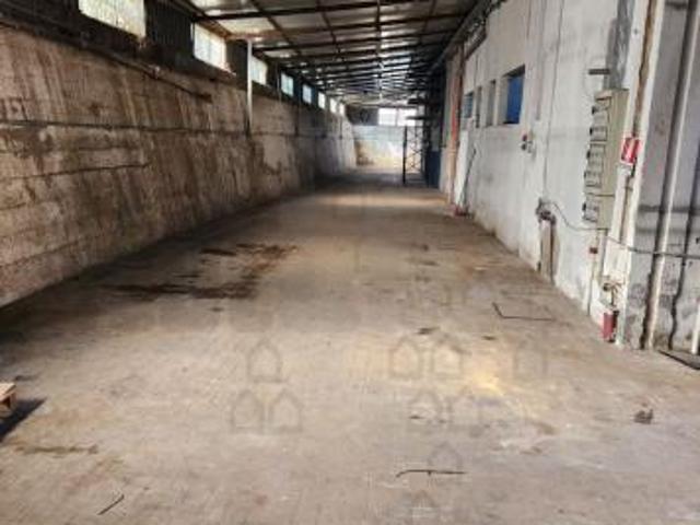 IMMOBILE COMMERCIALE di 1 vani e di 350 mq MESSINA rif. 2LS16913