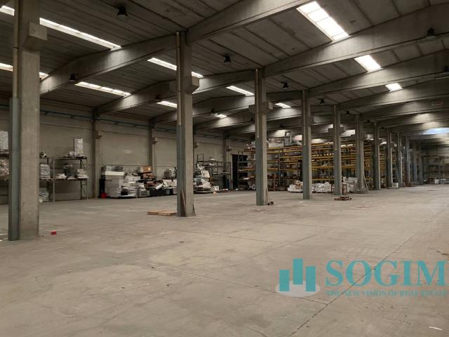 Immobile commerciale in vendita a Piacenza