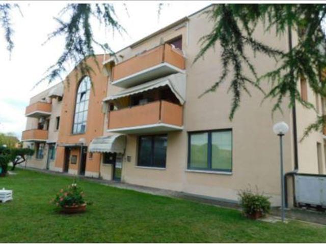 Immobile commerciale in vendita a Veggiano
