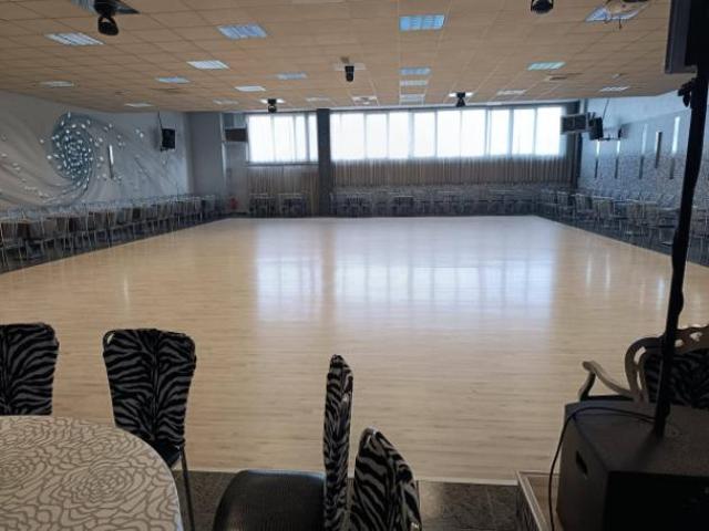 Immobile di 462 m con 2 locali in vendita a Gallarate