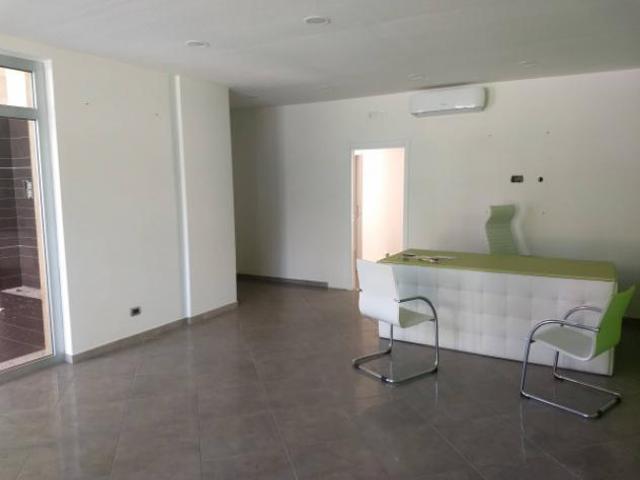 Immobile di 50 m con 1 locale in vendita a Triggiano