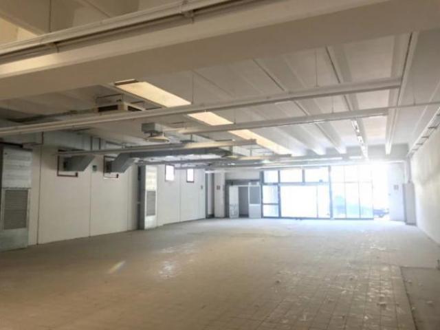 Immobile di 700 m con 1 locale in affitto a Vobarno