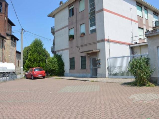 Immobile di 97 m con 2 locali in vendita a Somma Lombardo