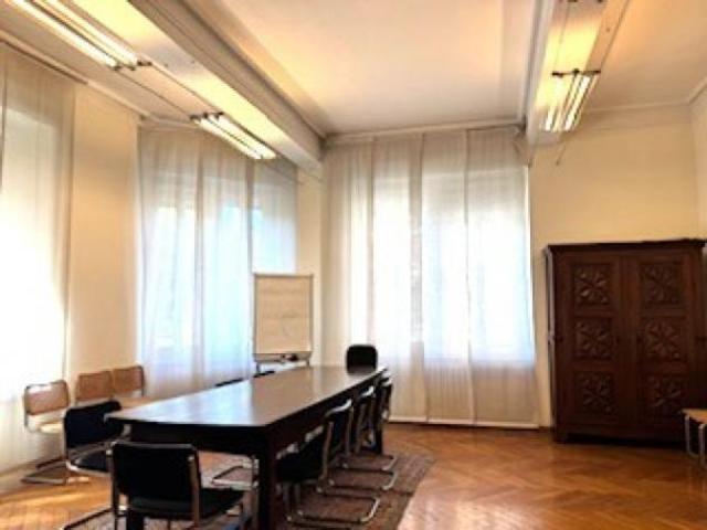 Immobile di 110 m con 3 locali in affitto a Torino