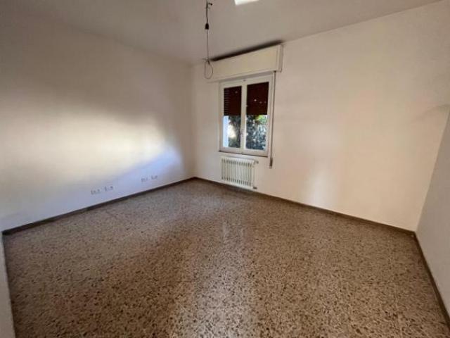 Immobile di 110 m con 4 locali in affitto a Brescia
