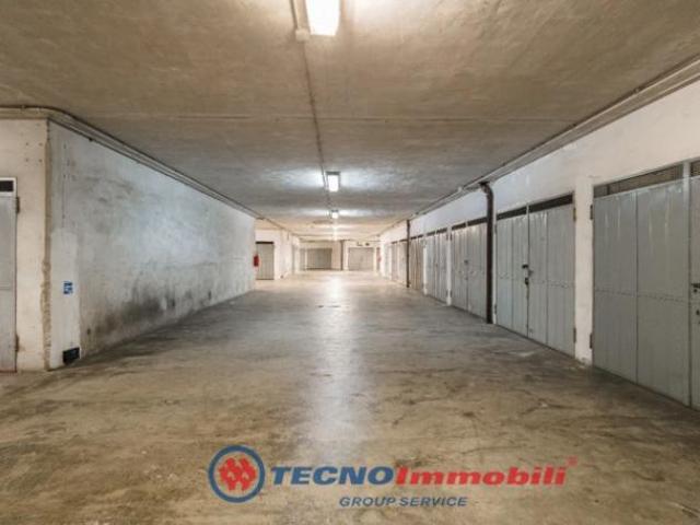 Immobile di 14 m in vendita a Settimo Torinese