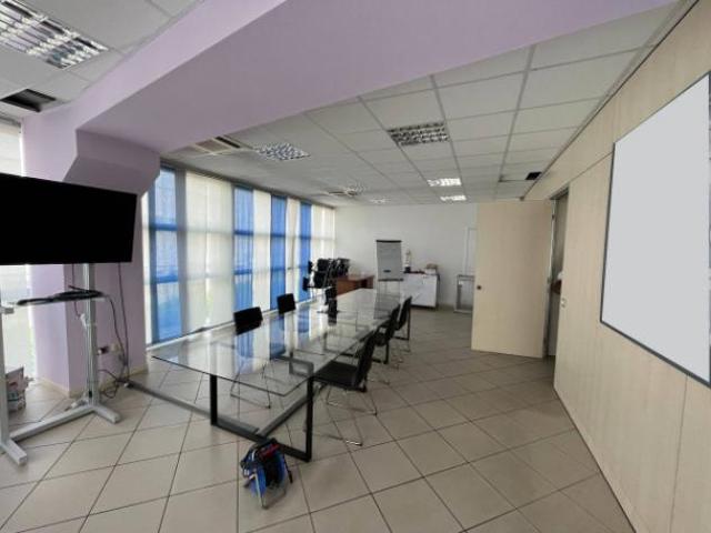 Immobile di 150 m con 4 locali in vendita a Brescia
