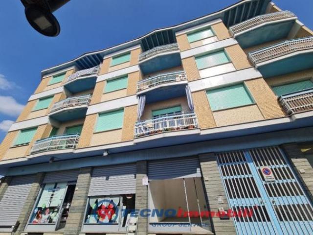 Immobile di 15 m con 1 locale in affitto a Caselle Torinese
