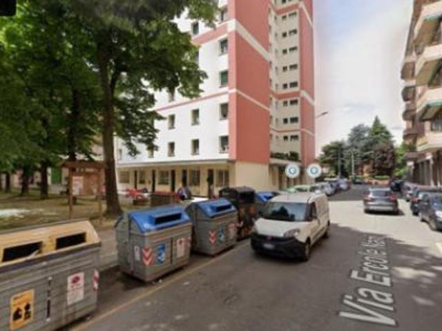 Immobile di 21 m in affitto a Bologna