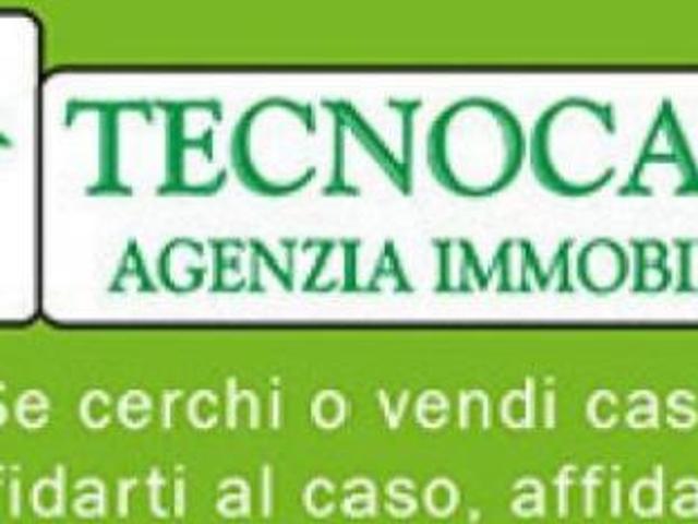 Immobile di 230 m in vendita a Carpi