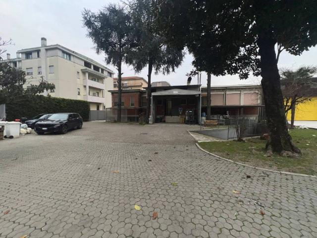 Immobile in vendita a Cormano MI
