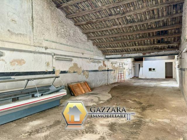 Immobile in vendita a Canicattini Bagni SR