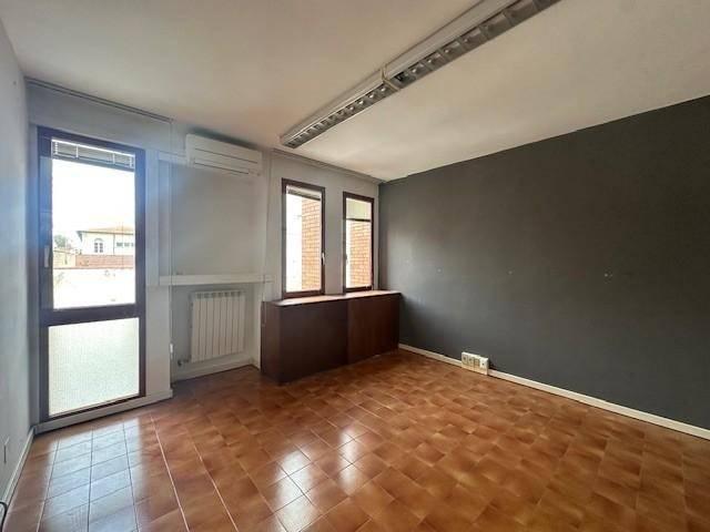 Immobile in vendita a Cascina PI