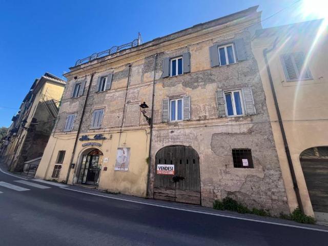 Immobile in vendita a Castel Gandolfo RM