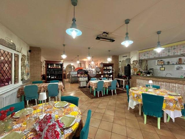 Attività / Licenza in vendita a Anzio RM