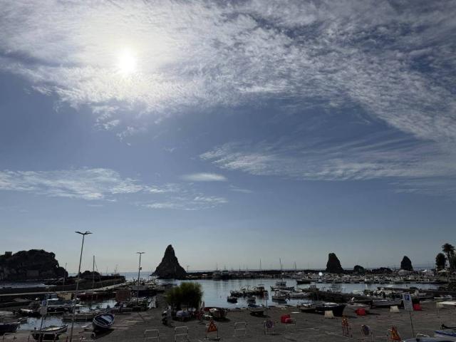Immobile in vendita a Aci Castello CT