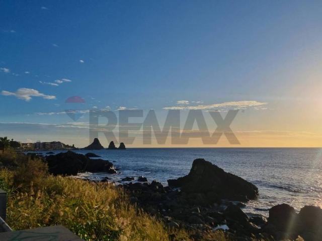 Immobile in vendita a Aci Castello CT
