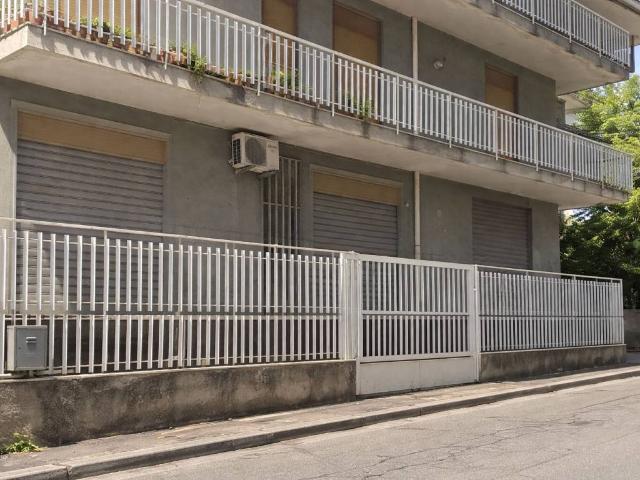 Immobile in vendita a Aci Catena CT