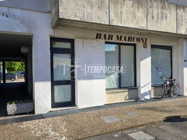 Immobile in vendita a Adria RO
