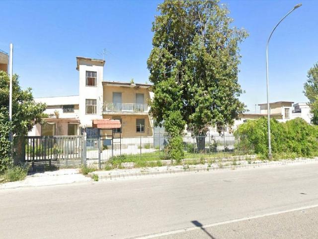 Immobile in vendita a Arzano NA