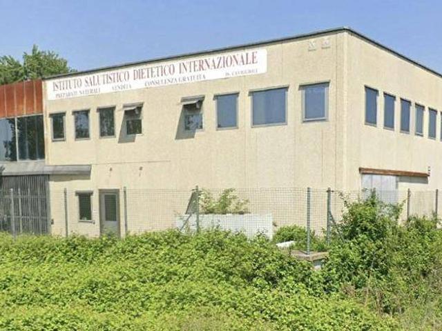 Immobile in vendita a Borgolavezzaro NO