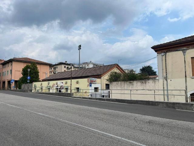 Immobile in vendita a Bassano del Grappa VI
