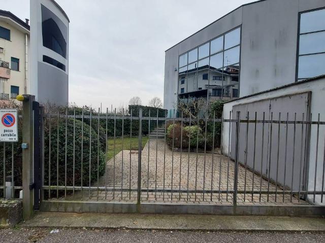 Immobile in vendita a Gallarate VA