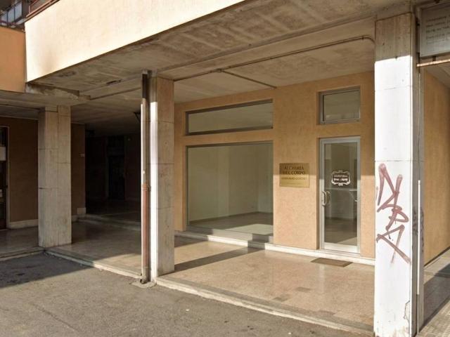Immobile in vendita a Garbagnate Milanese MI