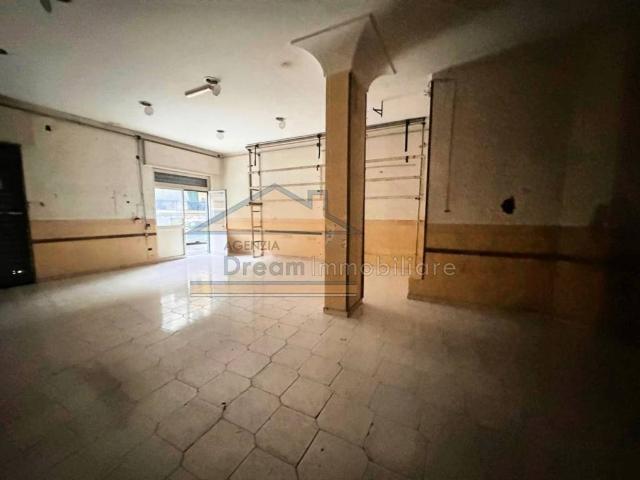 Immobile in vendita a Giugliano in Campania NA