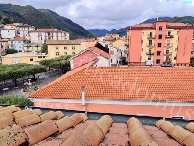 Immobile in vendita a Giffoni Valle Piana SA